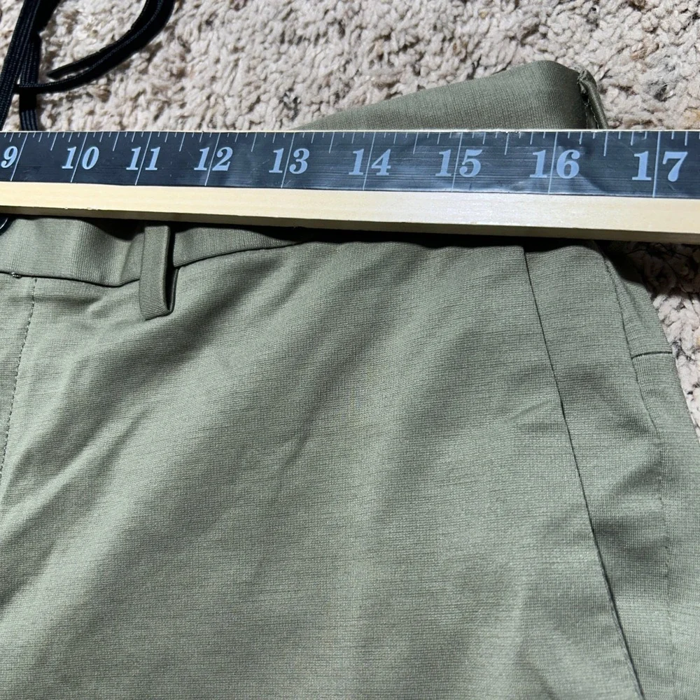 Banana‎ Republic Luxe City Shorts 33 Olive Green Stretch Tech Drawstring Pockets